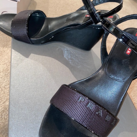 Prada Women’s wedges! Size 7 - Good condition - Picture 2 of 4